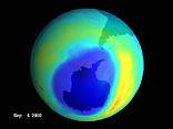 La capa de ozono se está debilitando. El agujero antártico es el más grande registrado hasta el presente. 