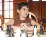 A los diez años, cuando muchos chicos andan detrás de una pelota o jugando a la Play Station, José Ignacio González Jiménez prefiere el ajedrez.